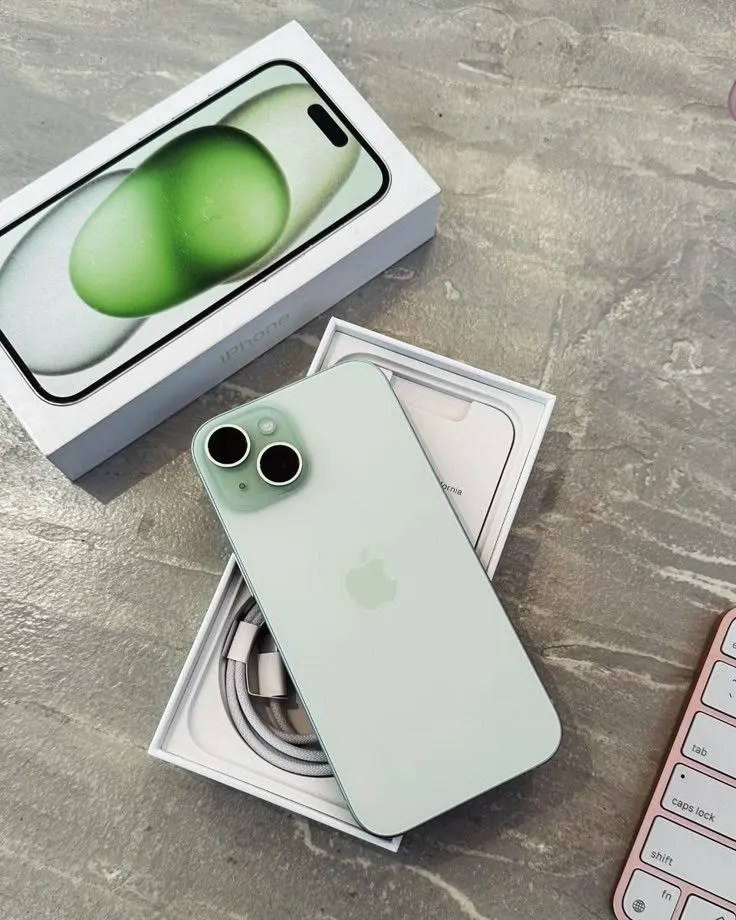 Apple iphone 15 plus vert à dakar